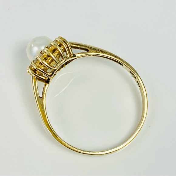 14K Yellow Gold Pearl & Diamond Cocktail Ring Size 7 - Picture 8 of 12